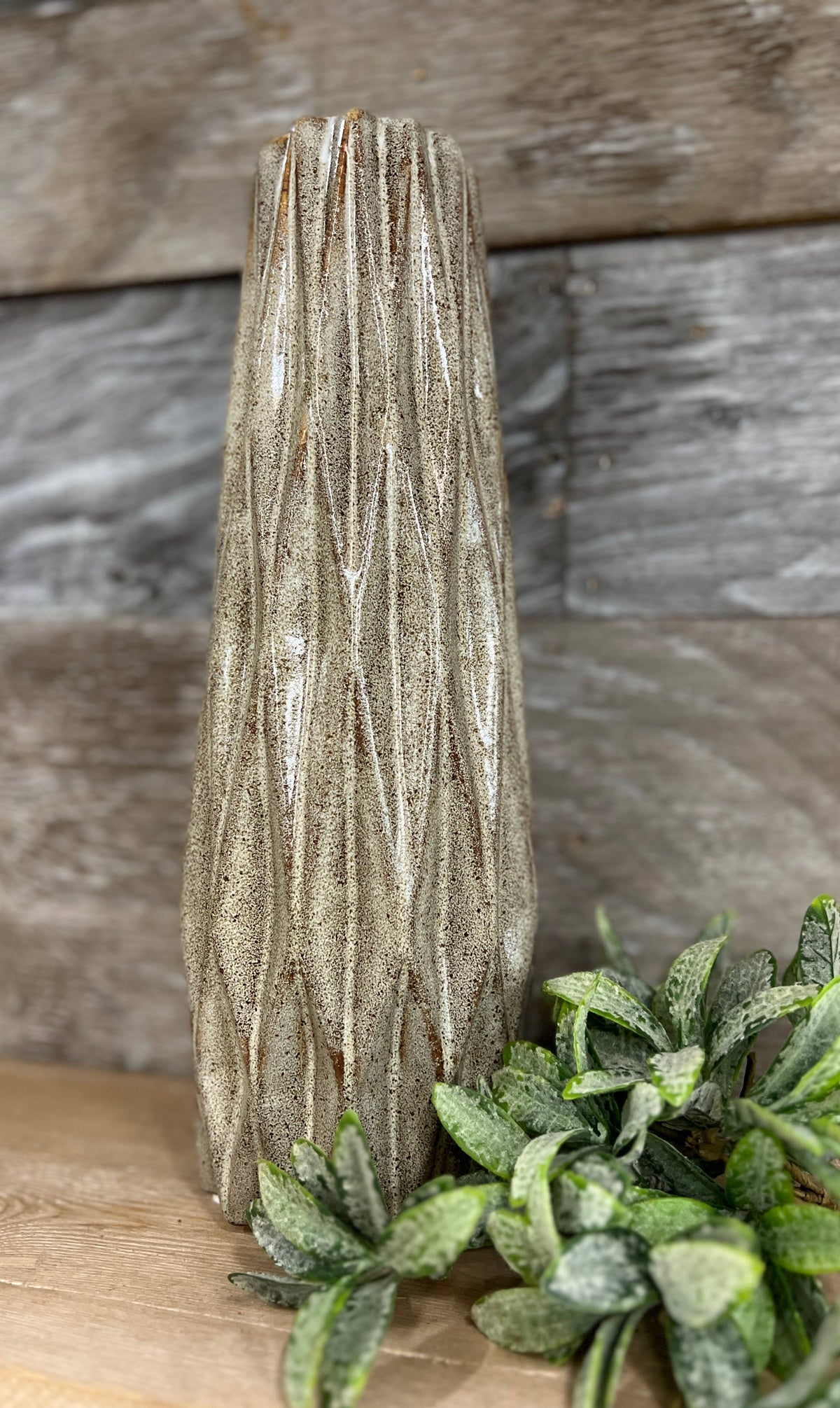 Java Diamond Vase 14in