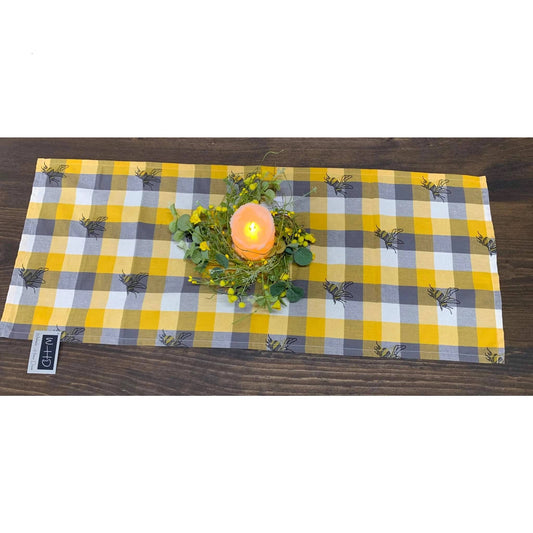 Honey Bee Runner 15x72in