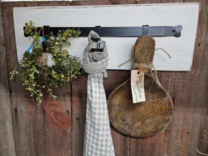 Board w/ Utensil holder