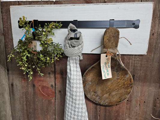 Board w/ Utensil holder