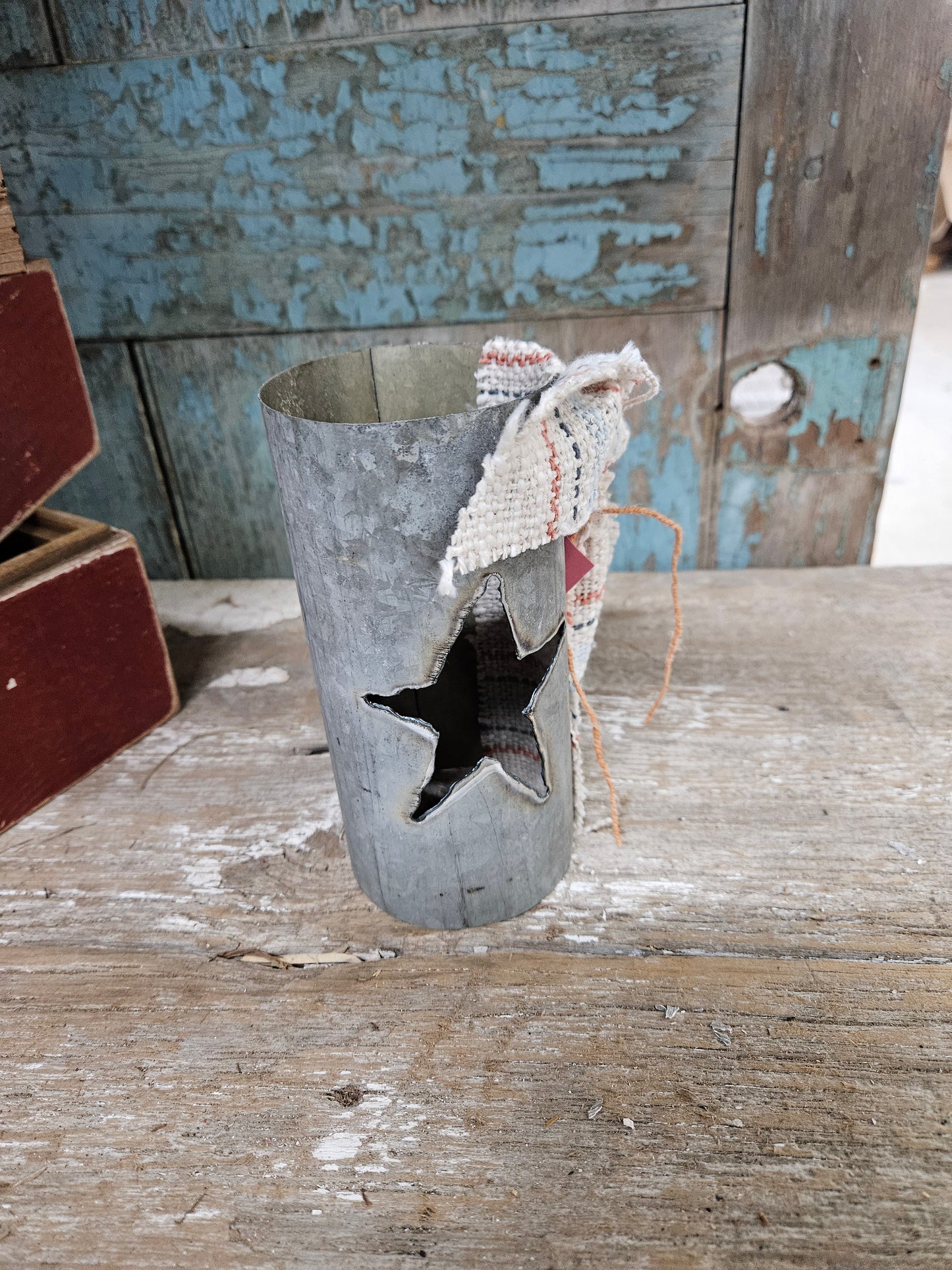 Cut out Cylinder 6in